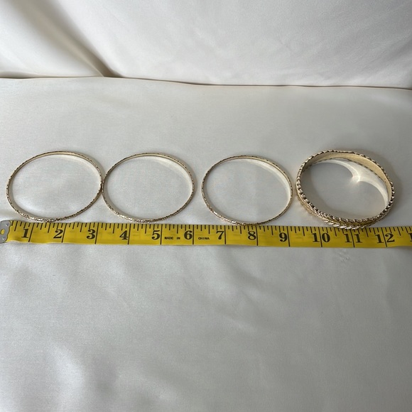 Bracelets, set of 4 gold tone - Picture 4 of 6